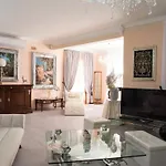 Villa Aversa *