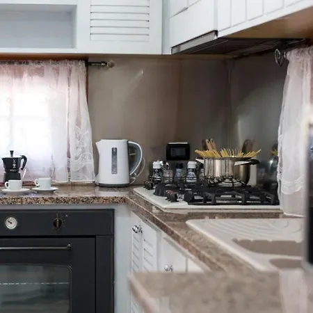 Aversa Vila Castellammare del Golfo